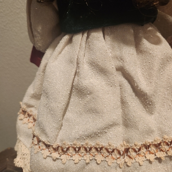 2007 Special Edition Vintage "Crystal" Porcelain Doll Collectible - Picture 11 of 13